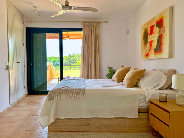 C. de los Cipreses habitación prinicipal 2