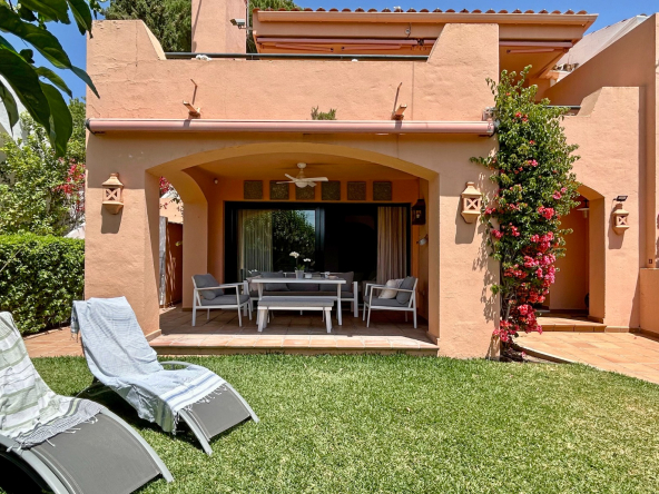 C. de los Cipreses jrdín delantero