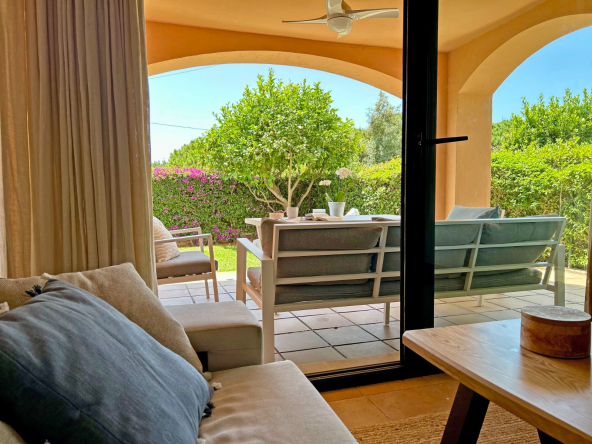 C. de los Cipreses salón 3